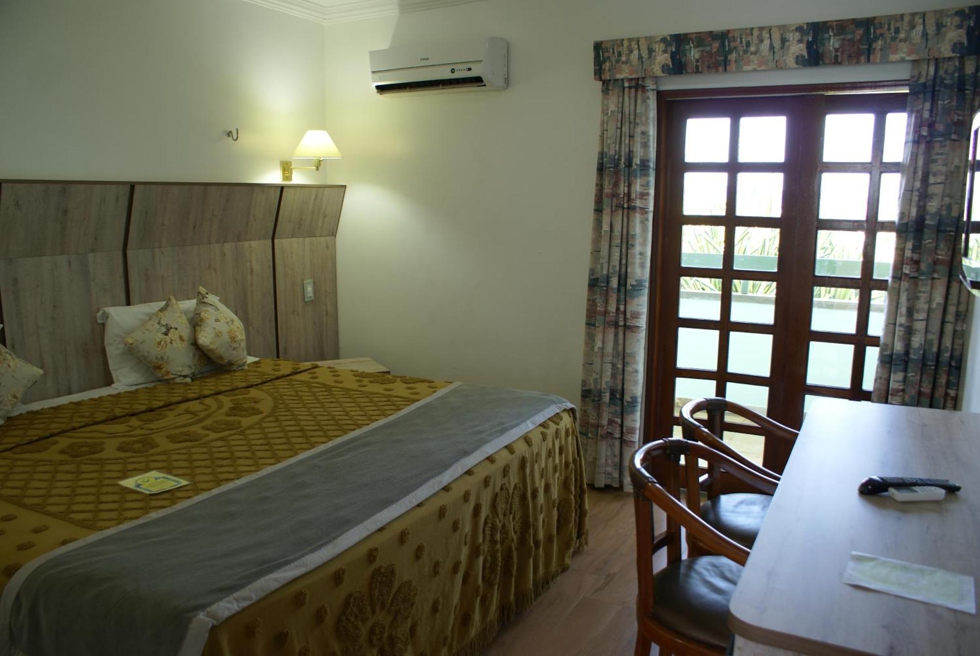 Verdes Vales Lazer Hotel Juazeiro do Norte Phòng bức ảnh